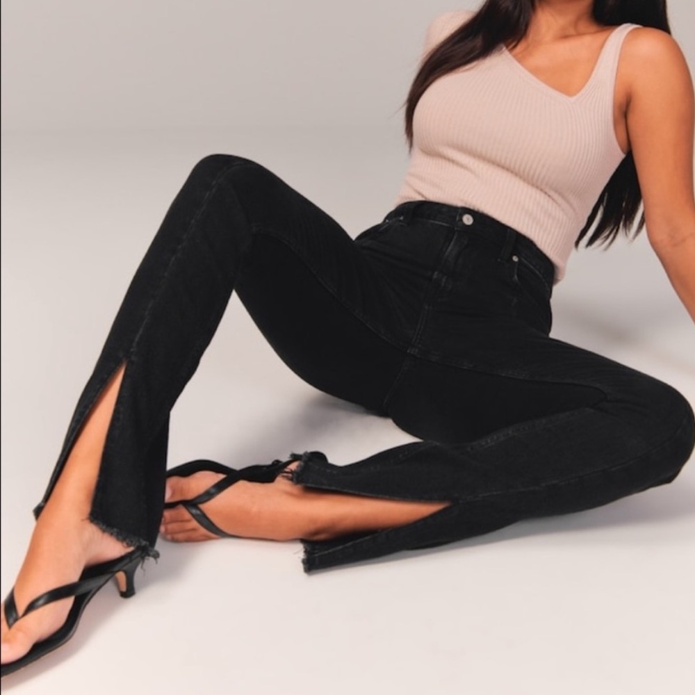 Abercrombie Curve Love High Rise Skinny Jeans with Split Hem Black - Picture 2 of 7